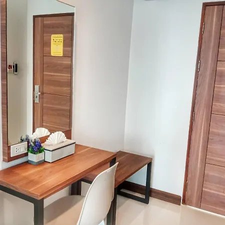 Louis' Runway View Hotel - Sha Extra Plus Nai Yang Exterior photo
